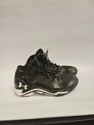 Used Under Armour Senior 8 Basketball Shoes