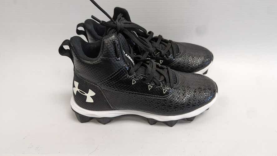 Used Under Armour Blk Wht Junior 03 Baseball And Softball Cleats
