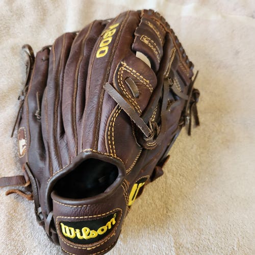 Wilson Right Hand Throw A800 Optima Baseball/ Softball Glove 12.25" Nice glove