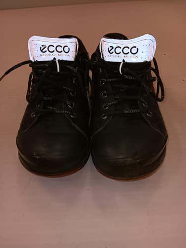 Used Ecco Senior 7 Golf Shoes