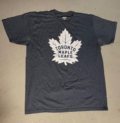 Toronto Maple Leafs 47’ Brand Shirt Navy Large