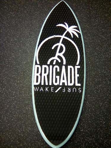 Used Brigade Wake Surf 139 Cm Wakeboards