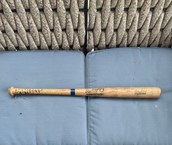 Greg Luzinski baseball bat