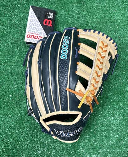 2024 Wilson A2000 JR44 12.75" Julio Rodriguez Outfield Baseball Glove Right Hand