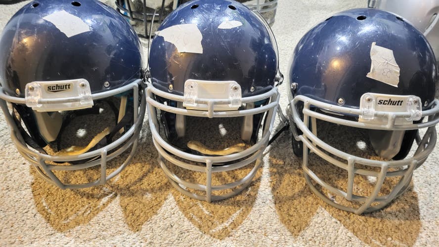 Used Extra Large Adult Schutt Helmets (Expired!!)