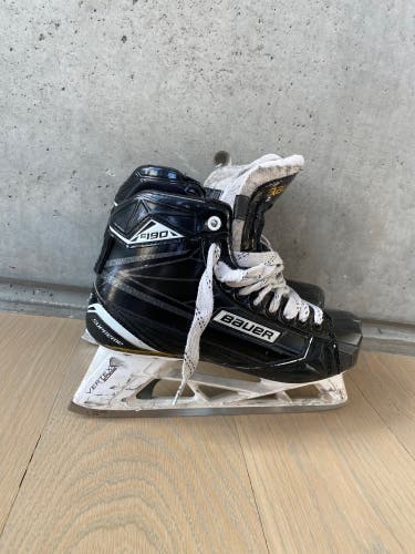 Used Senior Bauer Regular Width  8.5 Supreme S190 Hockey Goalie Skates