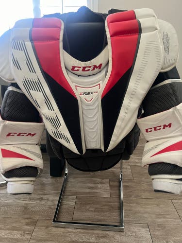 CCM Eflex 5.9 Chest And Arm Protector