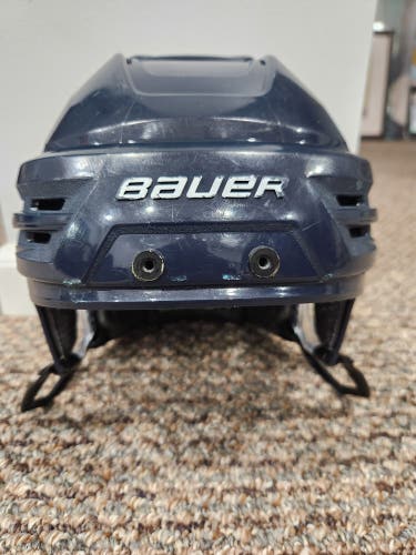 Used Large Bauer Re-Akt 85 Helmet