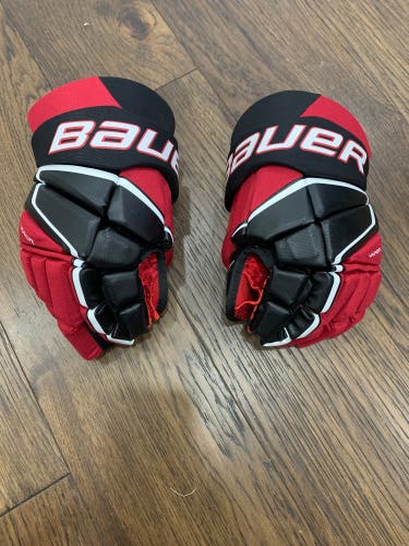 LIKE NEW  Used Bauer Bauer Vapor 3X Senior Hockey Gloves Gloves 14"