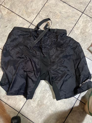 Black Used Large Bauer  Supreme Pant Shell