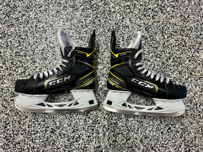 Used Senior CCM Super Tacks 9380 Hockey Skates Extra Wide Width 7