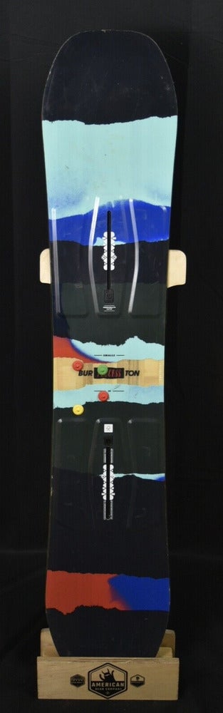 BURTON PROCESS SMALLS CHANELLS SNOWBOARD SIZE 134 CM | SidelineSwap