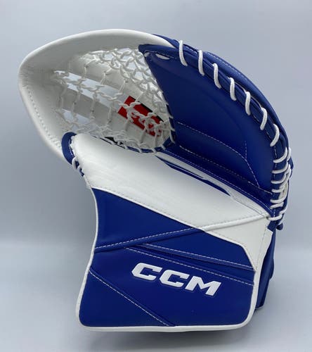 NEW CCM Axis 2.9 Intermediate Catch Glove, Regular, Toronto