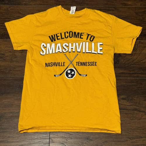 Welcome to Smashville Nashville Predators Tennessee Hockey Fan Custom Tee Sz Sm
