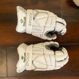 St Leo Epoch Gloves