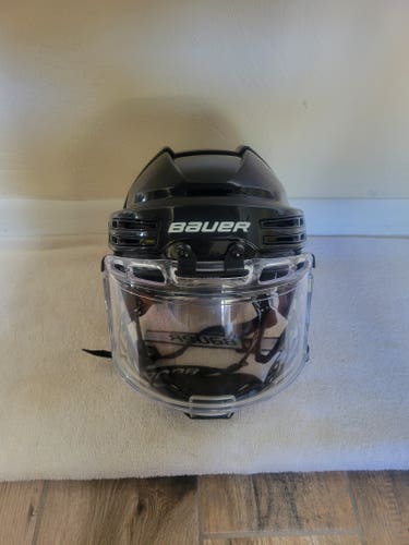Used Medium Bauer Re-Akt 75 Helmet with Bauer Hybrid Shield