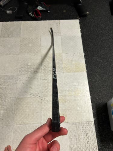 Barely Used Senior CCM Right Handed P28 RibCor Trigger 7 Pro Hockey Stick