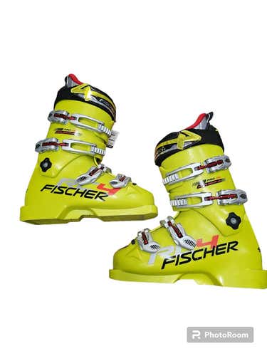 Used Fischer Rc4 240 Mp - J06 - W07 Men's Downhill Ski Boots