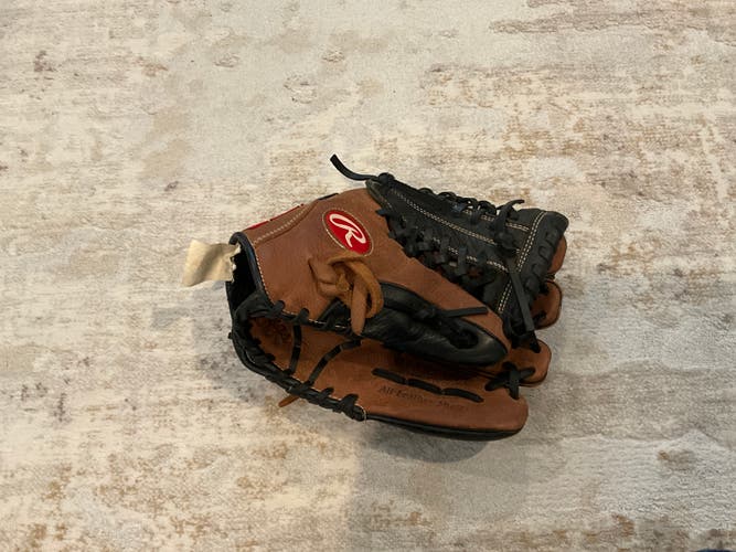 Used 2018 Right Hand Throw Rawlings Mark of a Pro Baseball Glove 11.5"