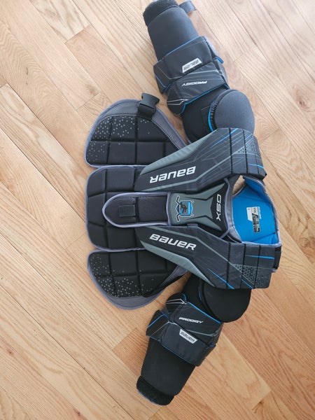Used Large/Extra Large Bauer Prodigy Goalie Chest Protector