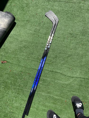 New Senior CCM Left Hand P29 RibCor Trigger 8 Pro Hockey Stick