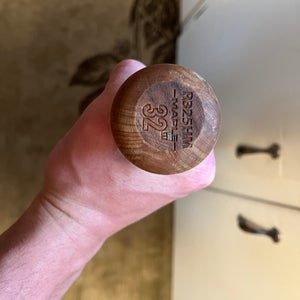 Used Rawlings   32" Hard Maple Pro Bat