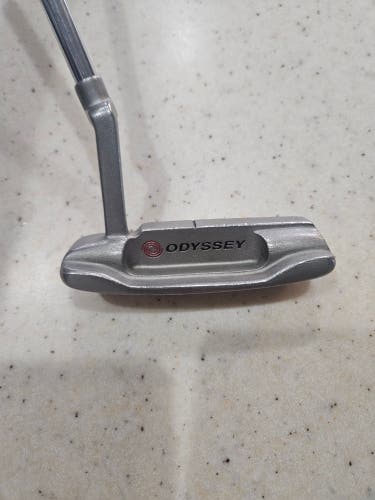 Silver Used Men's Odyssey Blade Dual Force 330 Right Handed Putter 34.5"