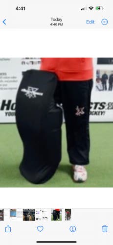 X Hockey Products goalie leg pad sleeves Sr (32”-36”)
