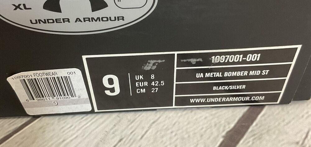 Under Armour 1097001-001 Metal Bomber Mid ST Mens Baseball Cleats Black Silver 9