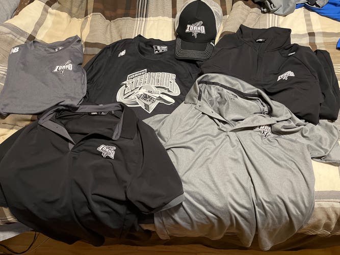 ECHL Idaho Steelheads clothes bundle