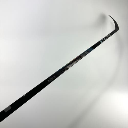 New Right CCM Ribcor Trigger 8 Pro | 90 Flex P46 Curve Grip | Livingstone | C206