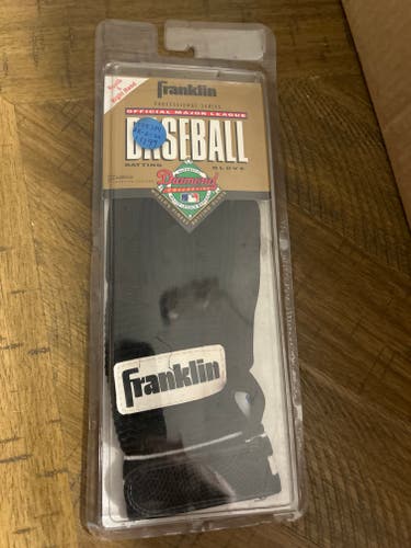Batting Gloves  youth large right