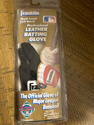 Batting Gloves  youth  small left