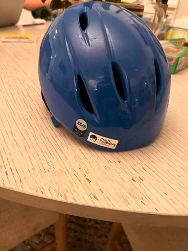 Used Unisex Giro Helmet