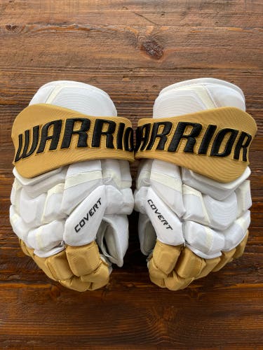 Vegas Golden Knights Warrior Hockey Gloves (White)