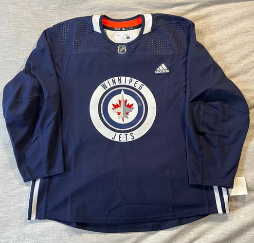 NEW Winipeg Jets (MiC) Made in Canada Size 56 Navy Adidas Practice Jersey.