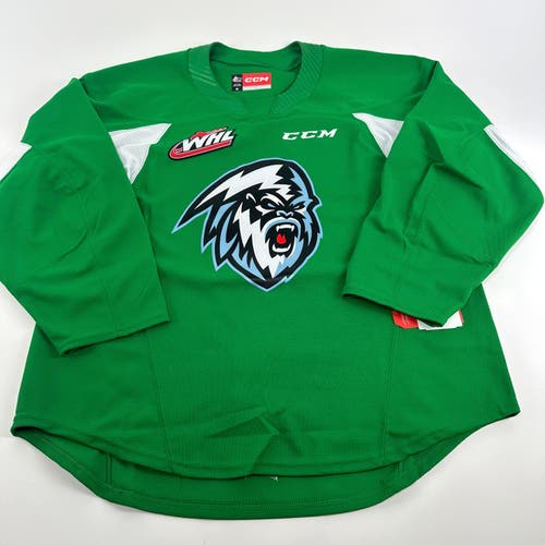 Brand New Size 54 Green Winnipeg Ice CCM Quickite Practice Jersey - MIC Made in Canada