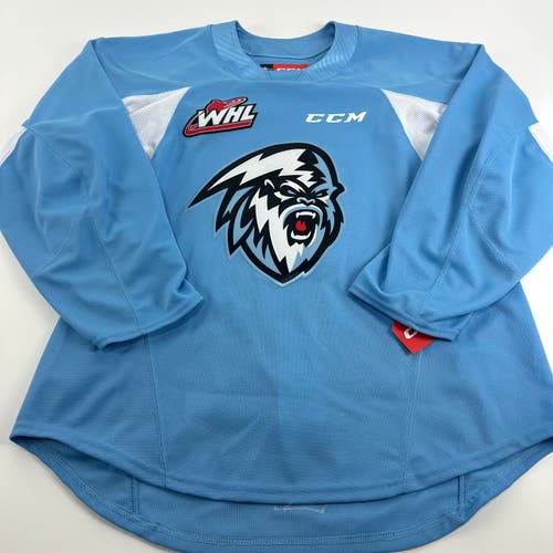 Brand New Size 54 Baby Blue Winnipeg Ice CCM Quickite Practice Jersey - MIC Made in Canada