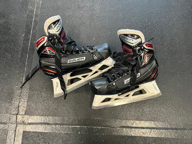 Used Bauer Vapor X700 Hockey Goalie Skates