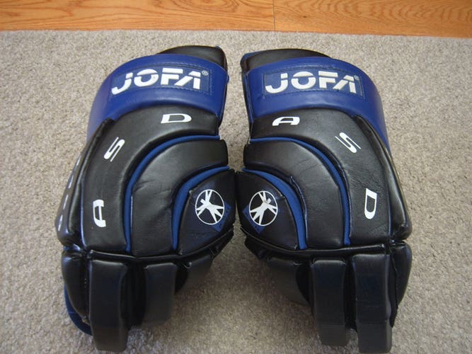 Hockey Gloves-Excellent Condition Vintage Senior JOFA ASD1460 Hockey Gloves 14"