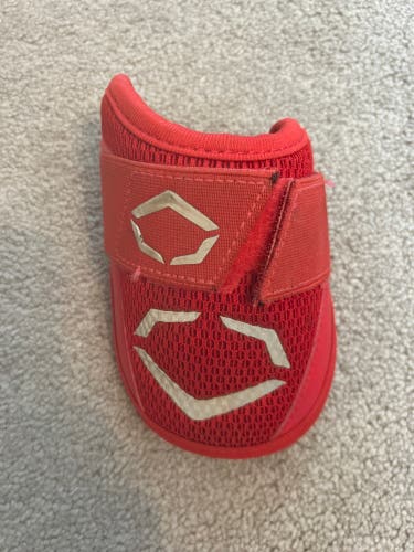 Small Red Used Evoshield