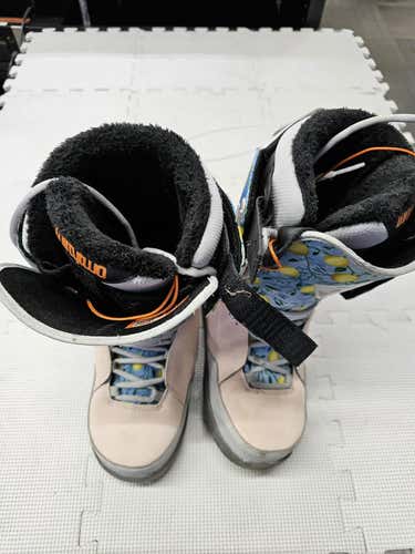 Used Thirtytwo Lashed Melancon Senior 8.5 Women's Snowboard Boots