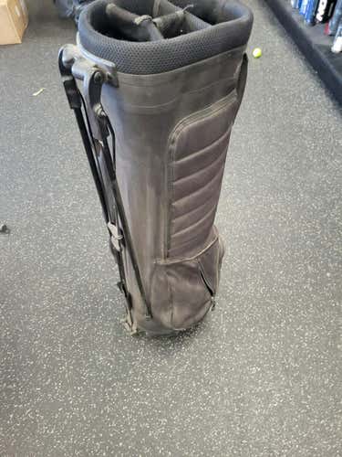 Used Ergonomix Stand Bag Golf Stand Bags