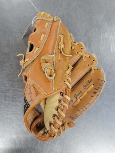 Used Continental Bb Glove 9" Fielders Gloves