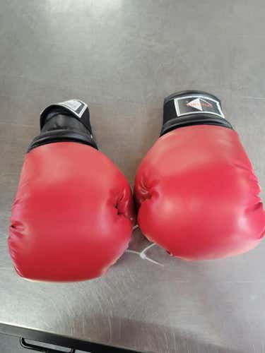 Used Champion Md 12 Oz Boxing Gloves