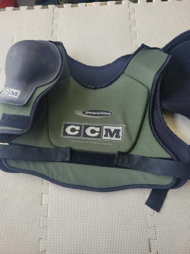 Used Ccm Powerline Lg Hockey Shoulder Pads