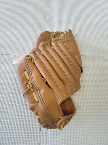 Used Peewee All Pro 10 1 2" Fielders Gloves