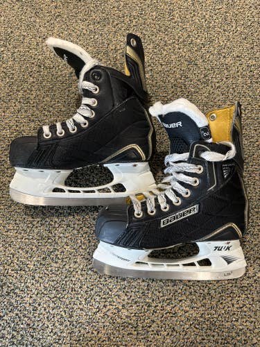 Used Junior Bauer Nexus 800 Hockey Skates Regular Width Size 2