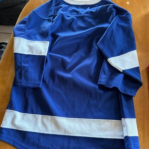 Youth hockey goalie practice jersey
