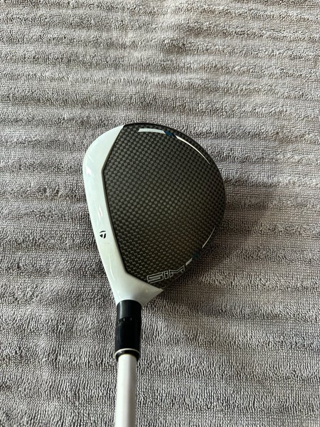 Used TaylorMade Right Handed Stiff Flex 3 Wood SIM Fairway Wood